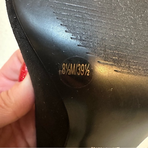 JLo Parlow 2 Jeweled Black Pump Heels 8.5 - Picture 6 of 13